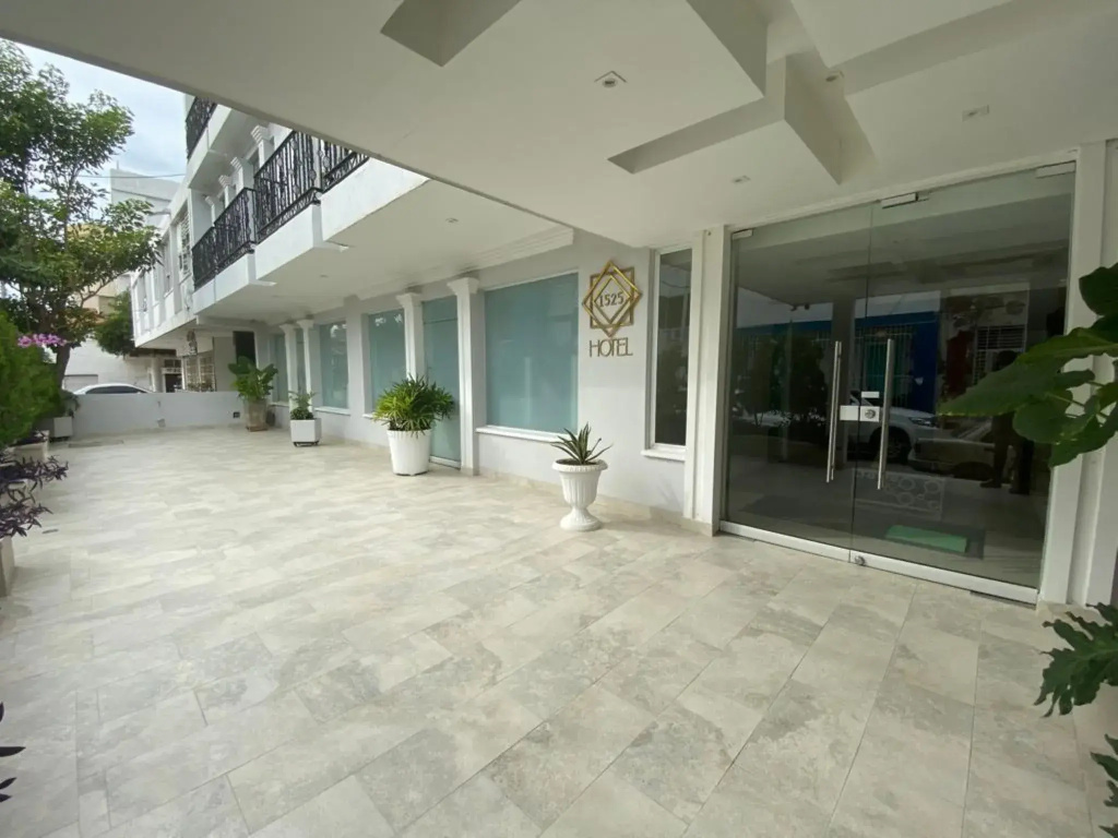 Hotel 1525 By Geh Suites