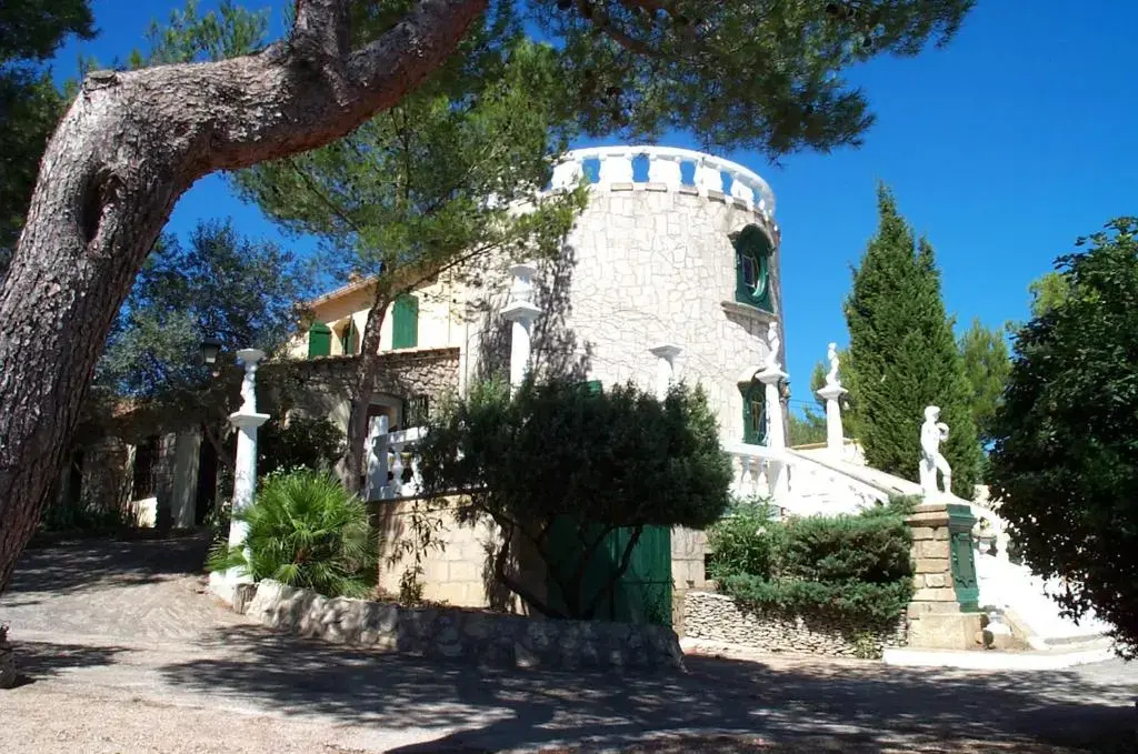 Hotel photo 11