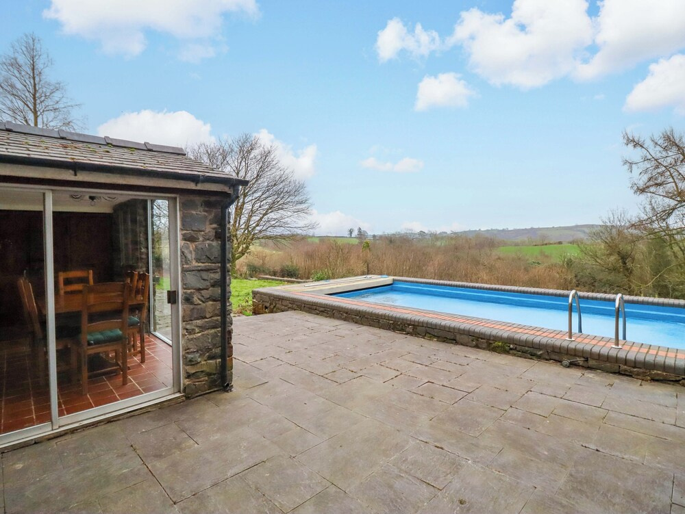 Bryn Y Garreg Cottage - The Wireless Free Farm