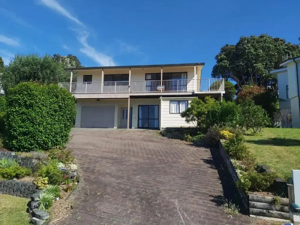 Family Home on Paku - Tairua, Coromandel Peninsular