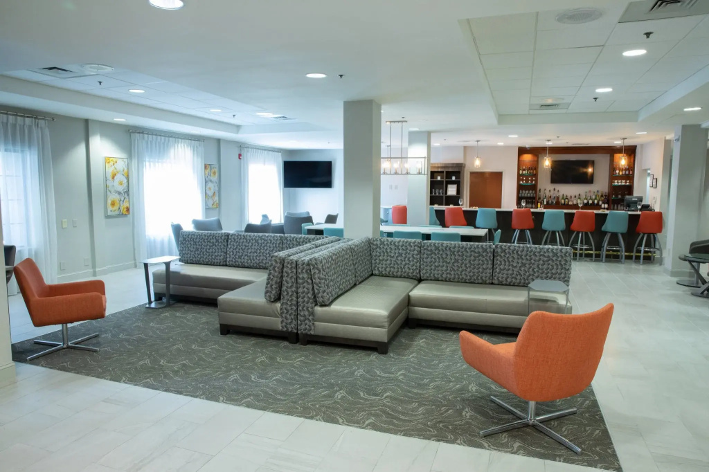 Holiday Inn Hotel & Suites Raleigh / Cary by IHG - Général