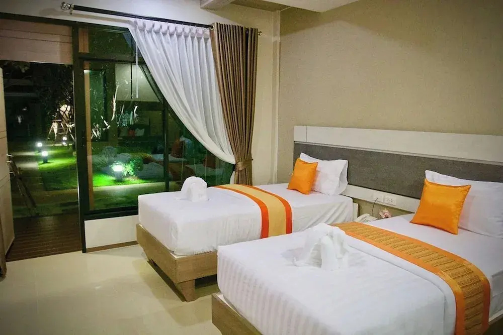 Deluxe Double room (twin beds)