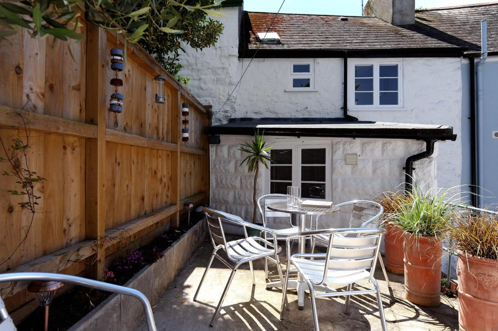 Monmouth Cottage