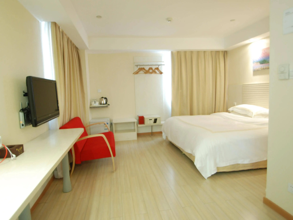 Overseas Chinese Friendship Hotel - Général