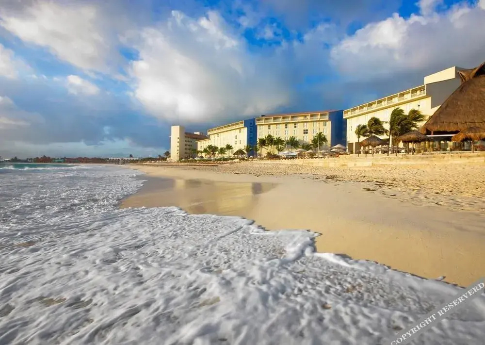 The Westin Cancun Resort Villas & Spa