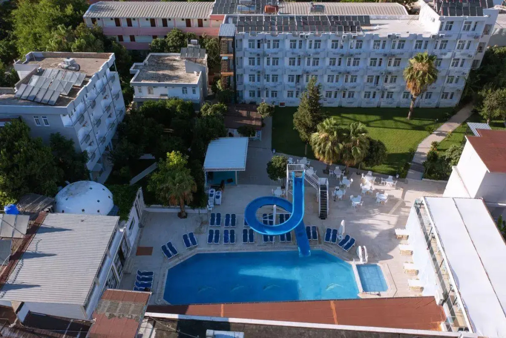 Hotel photo 11