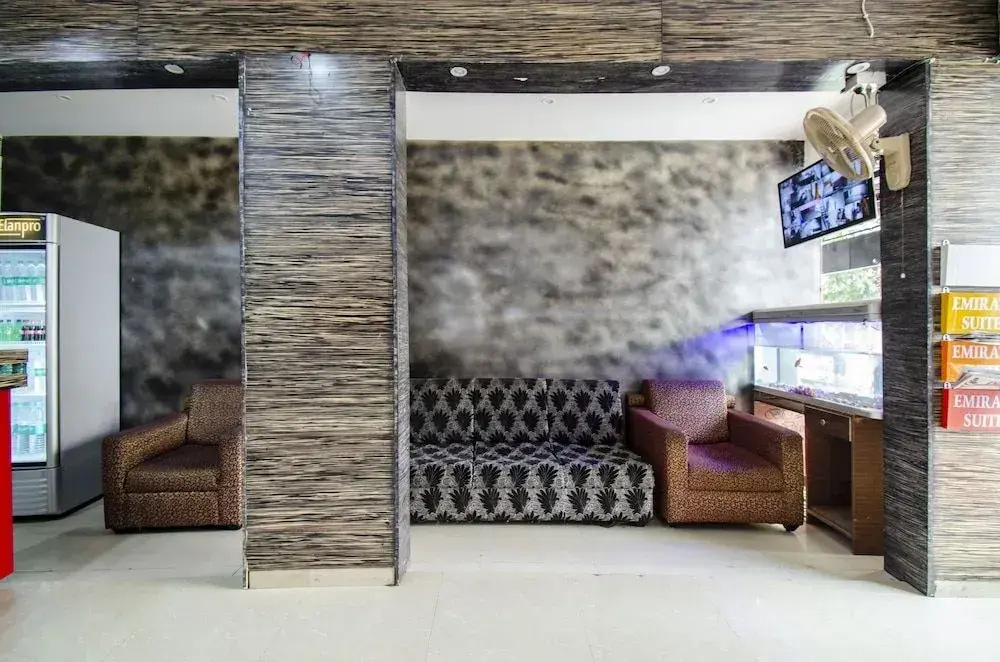FabExpress Emirates Suites - Général