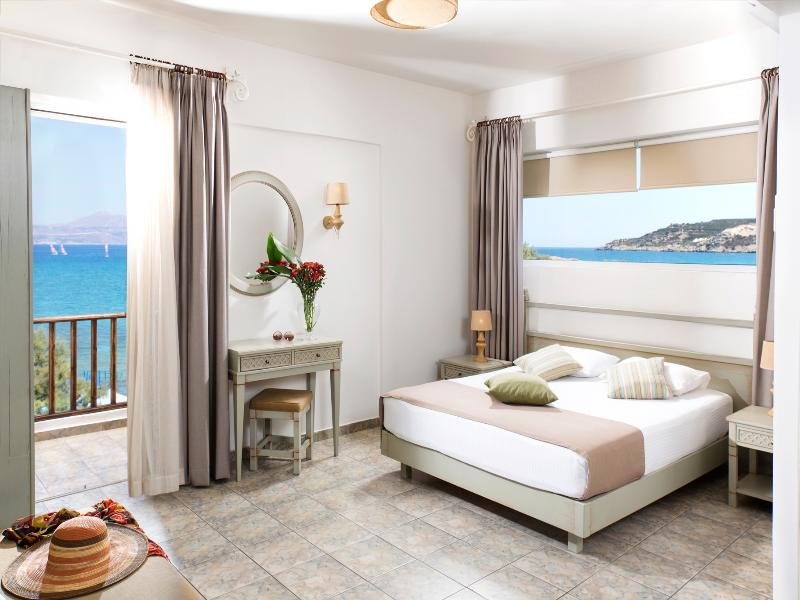 Standard Double room with sea view (full double bed)