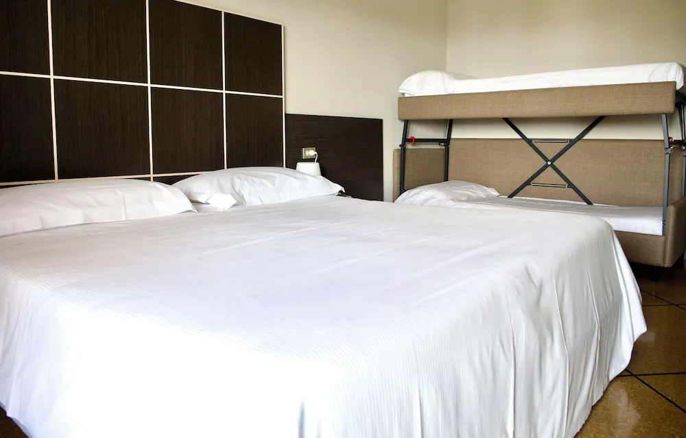 Hotel Mediterraneo - Général