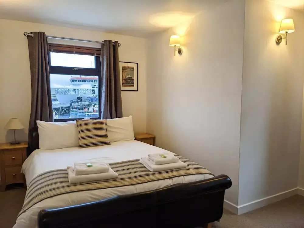 Economy room