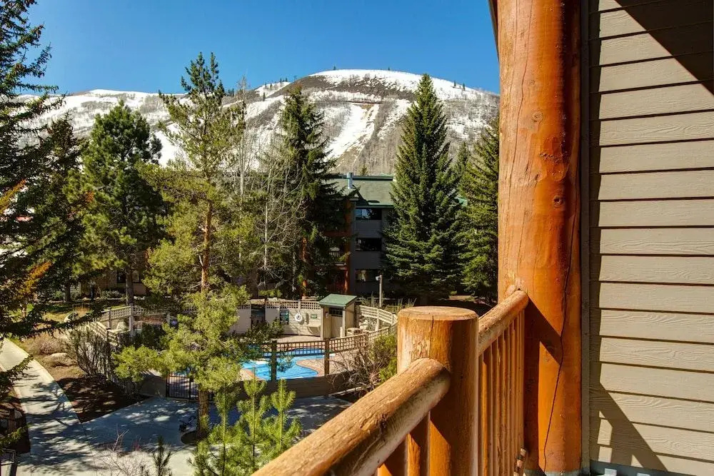 Ski In Condo in Snow Flower Resort by RedAwning