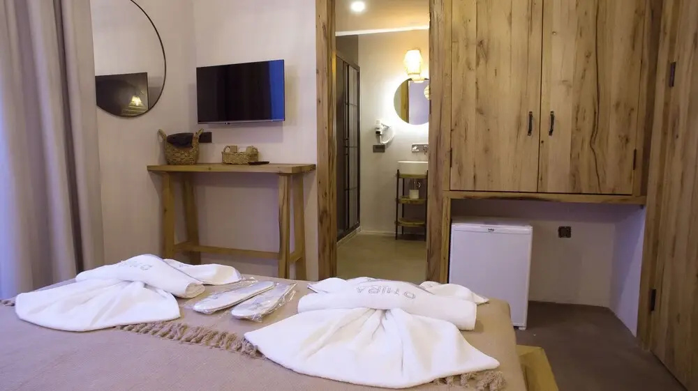 Economy room
