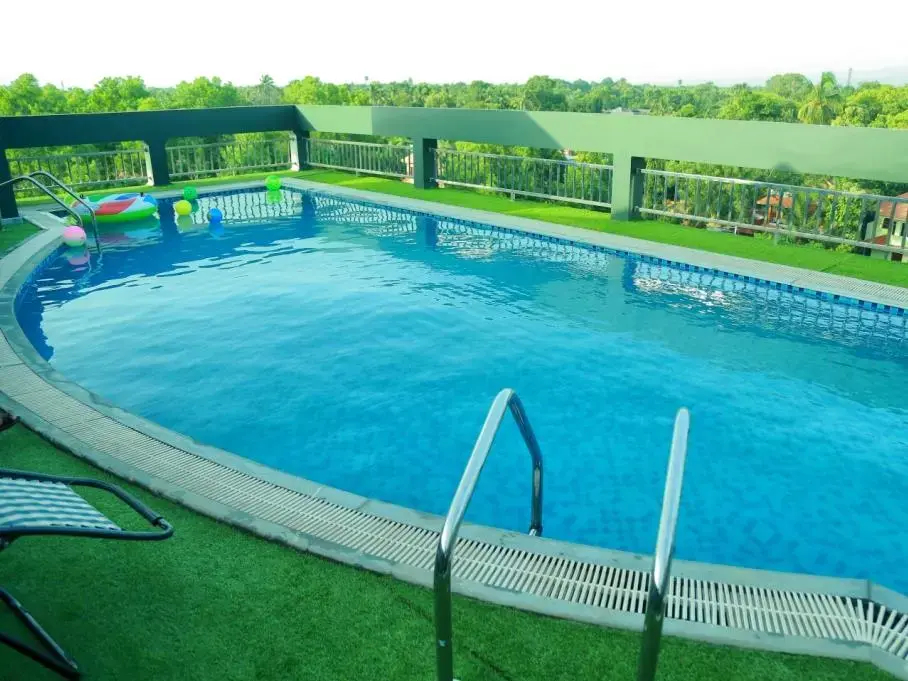 pool
