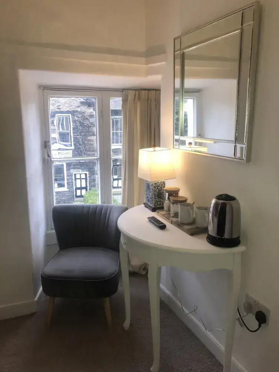 Economy room