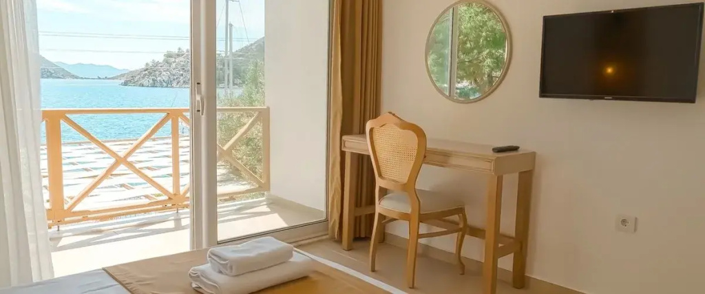 Balcony & Terrace