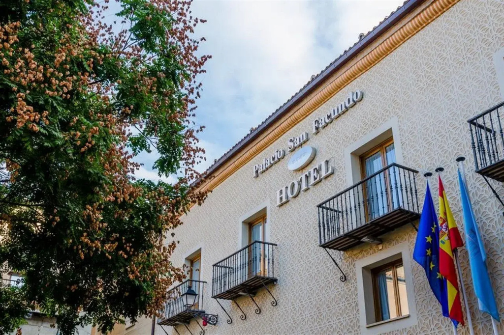 Hotel Palacio San Facundo