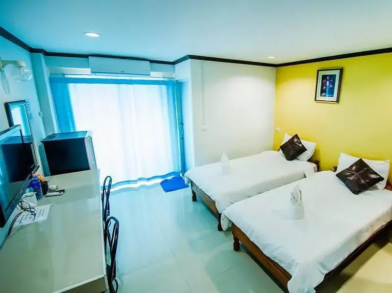 Standard Double room (twin beds)