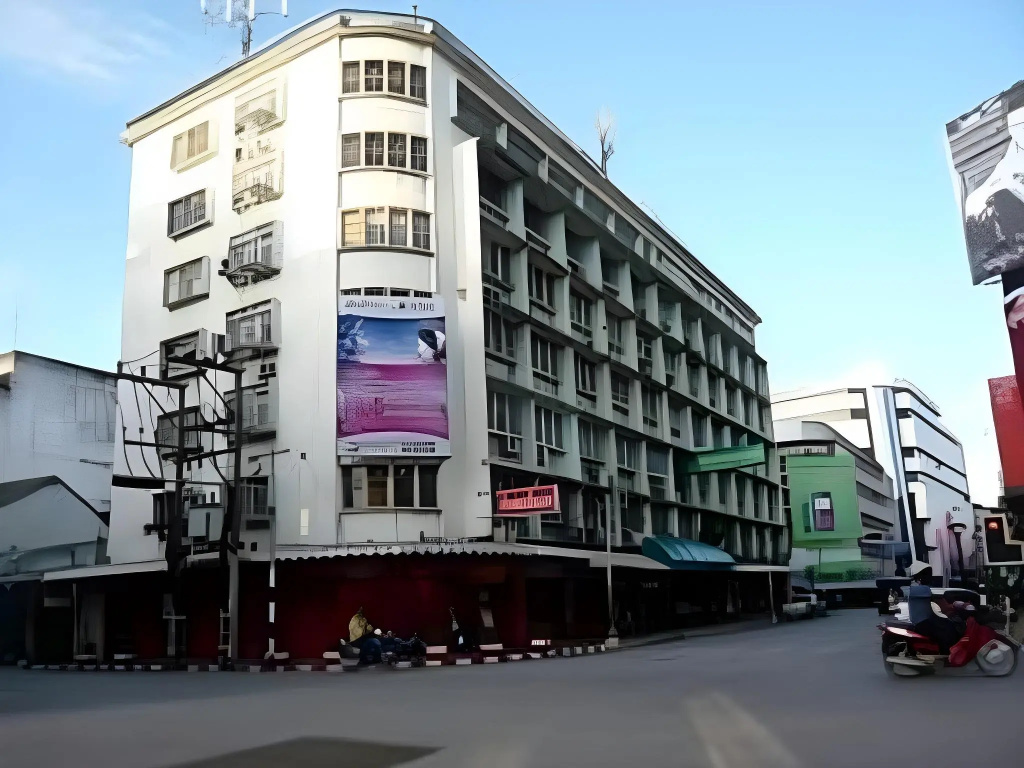 Laemthong Hotel