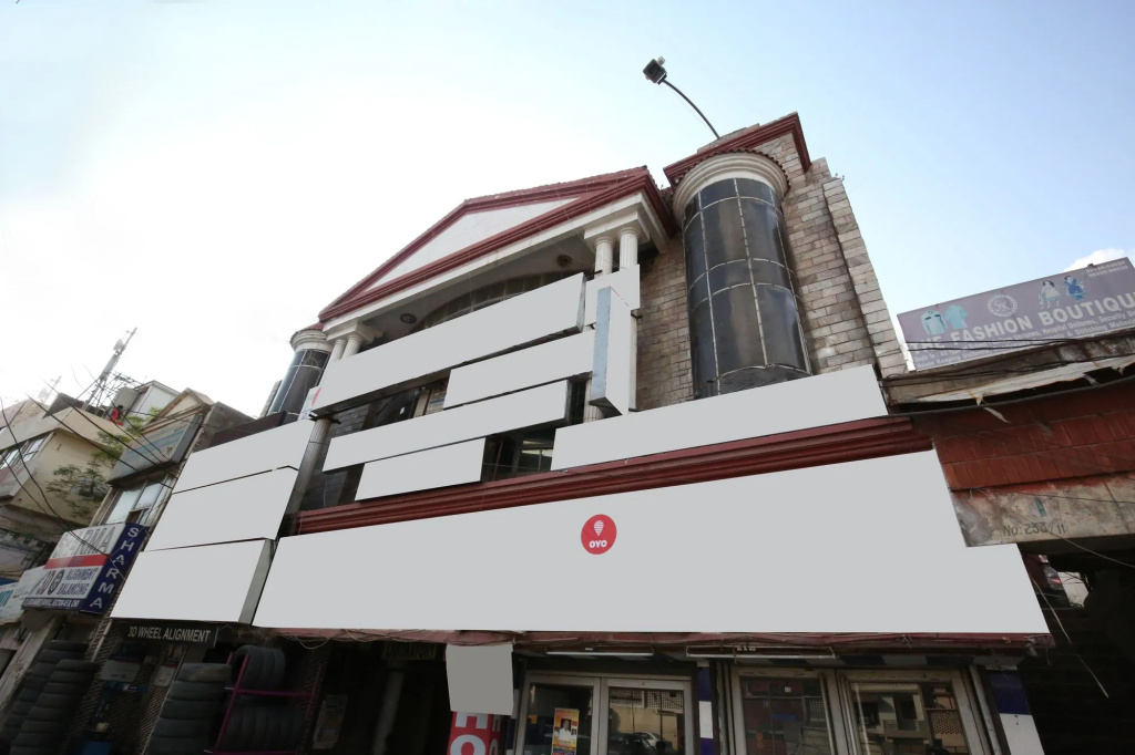 Hotel Oberoi By OYO Rooms