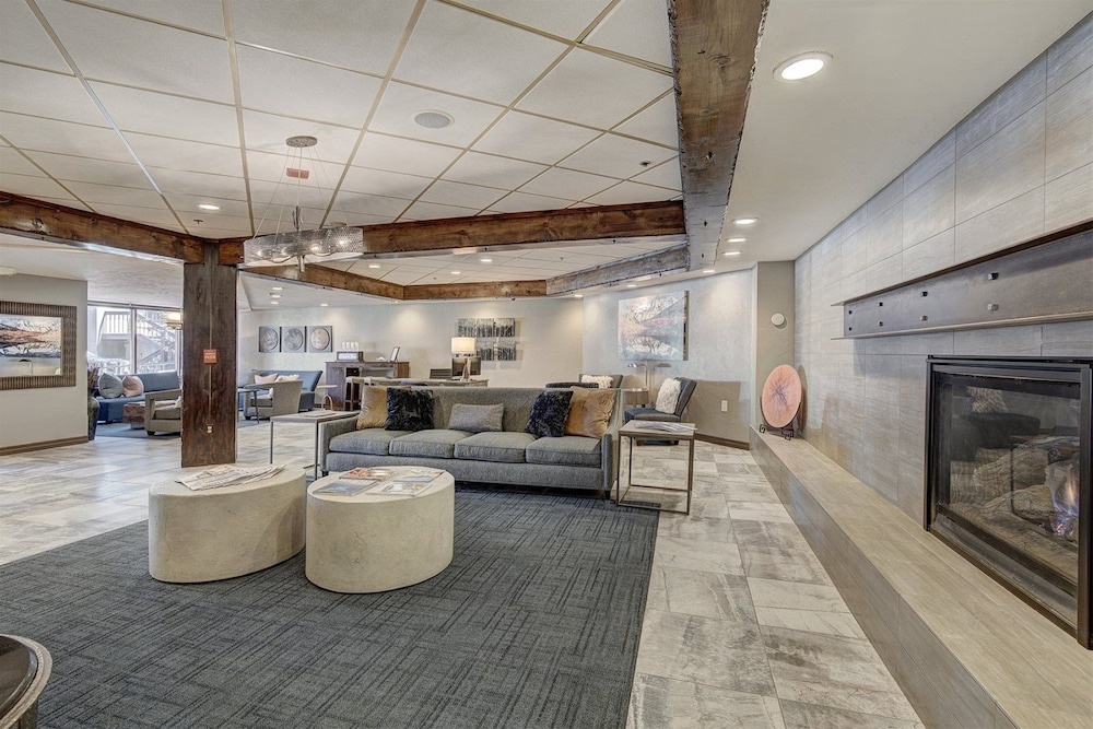 Wynn Suite Studio — 2