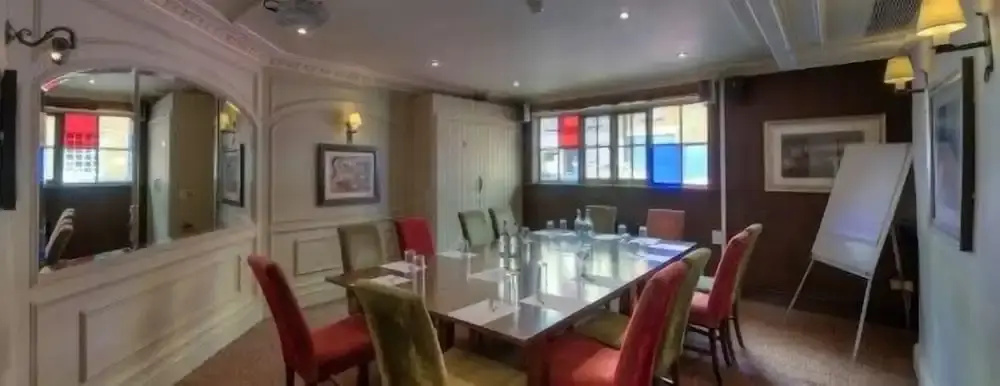 Dog & Partridge Hotel by Chef and Brewer Collection - Général