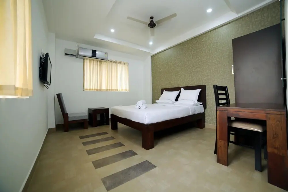Beachway Hotel — фото 2