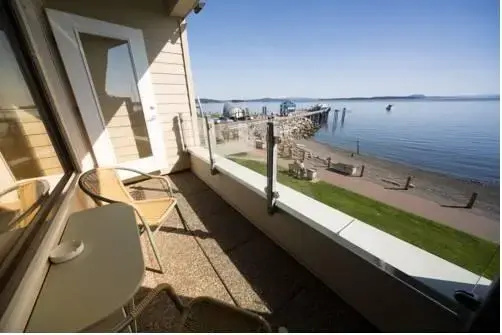 Balcony & Terrace