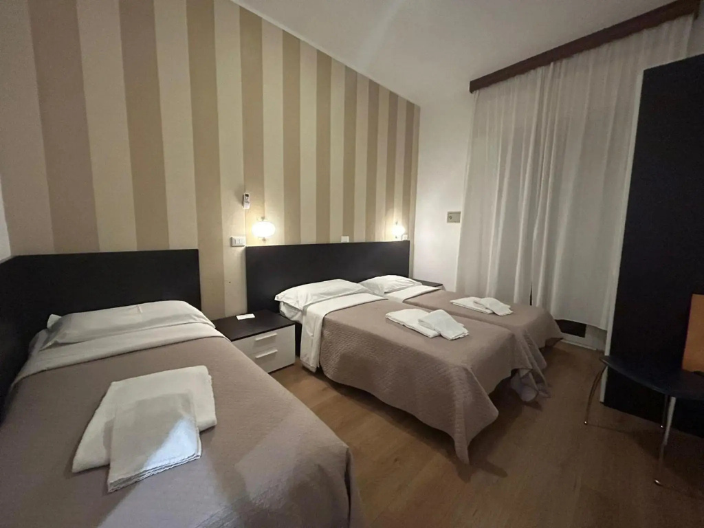 Neps Hotel, о. Вентотене, Італія мініатюра 6