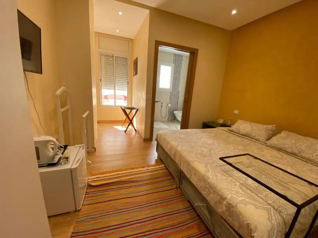 Standard Double room with pool view (full double bed)