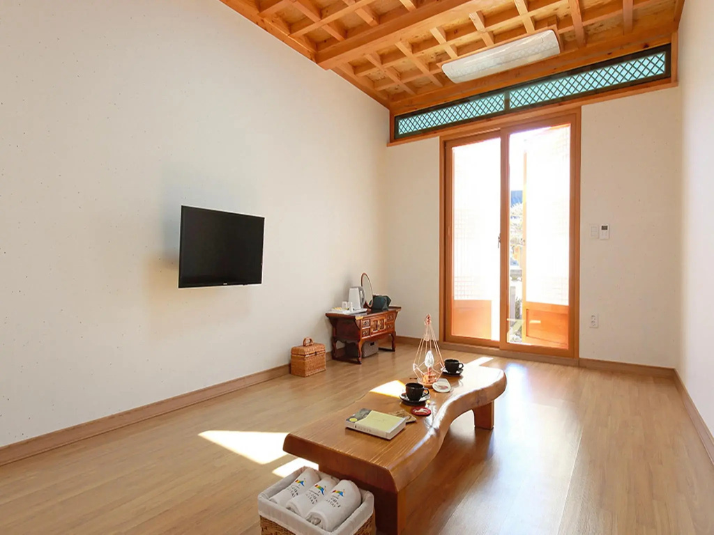 Cheonggong Hanok Stay - фото 3