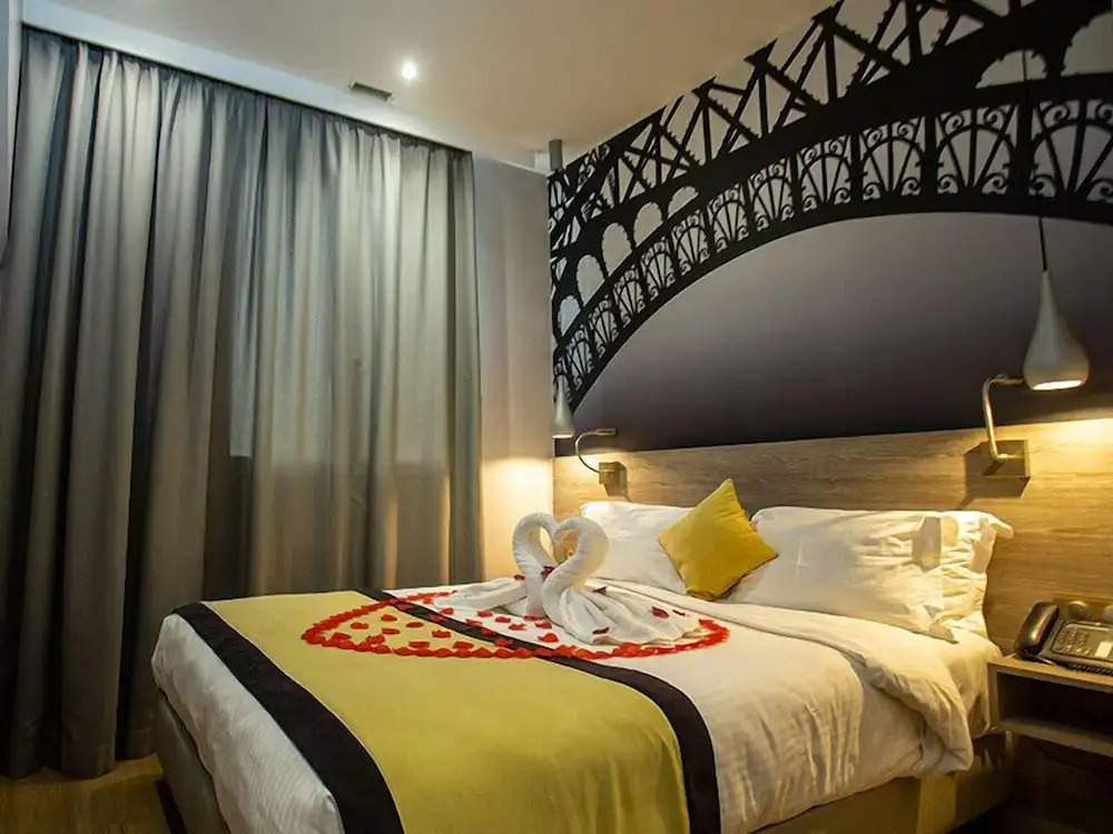 Le Louvre Hôtel & Spa - Chambres