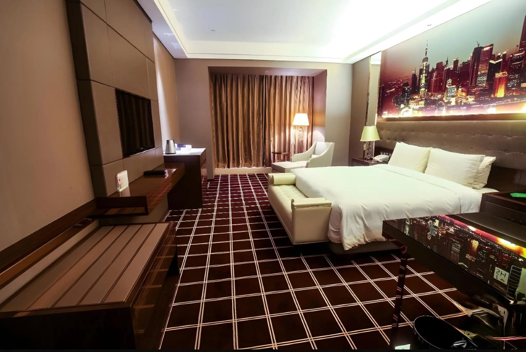 Отель Royal Century Hotel Shanghai в Шанхае