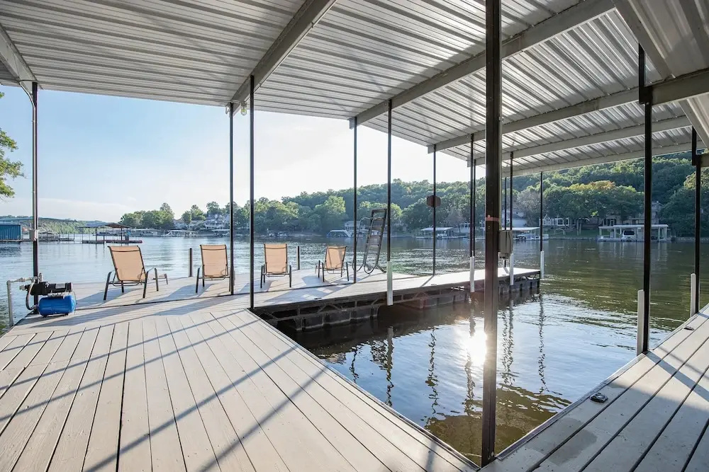 Ideal Cove With Amazing Dock, Kayaks & Fire Pit