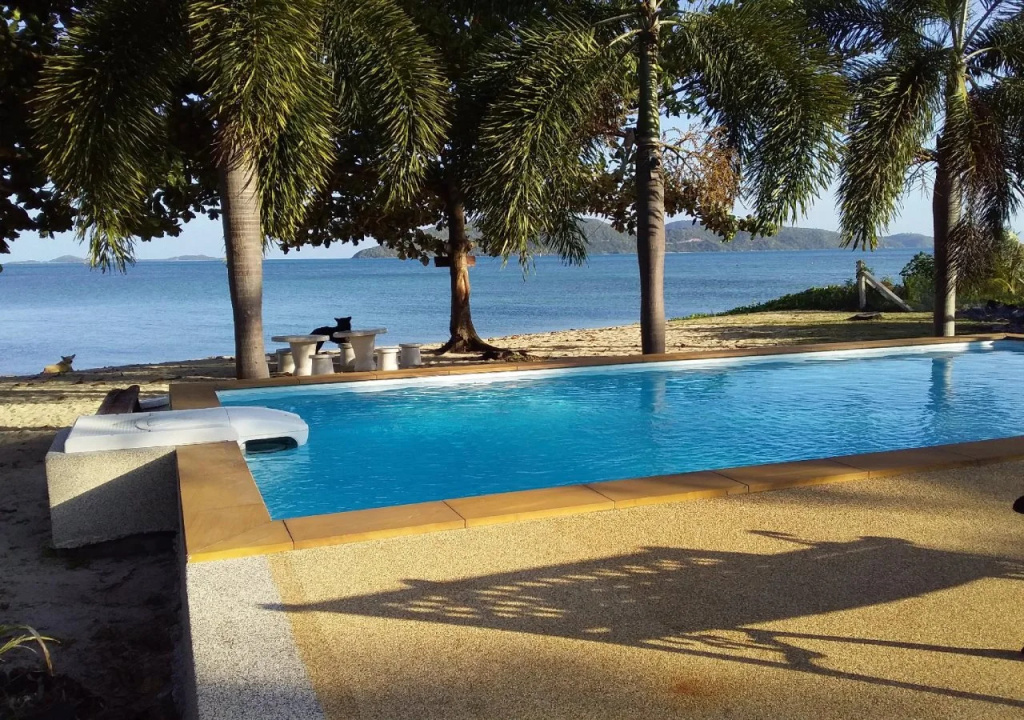Beach & Waterfront