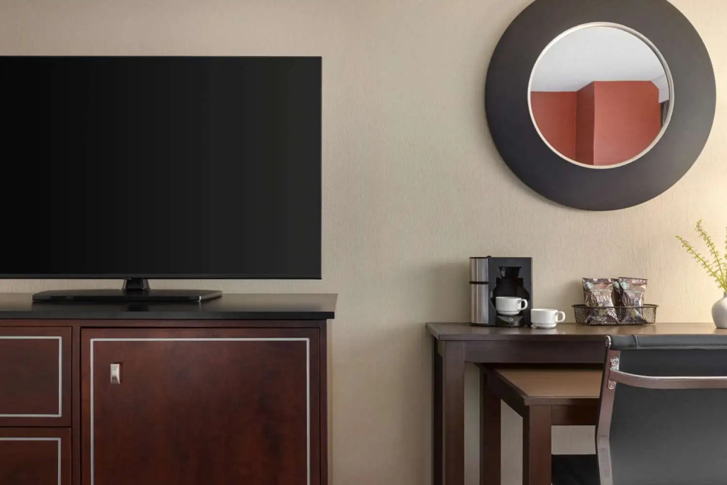 DoubleTree by Hilton New York LaGuardia Airport - Chambres