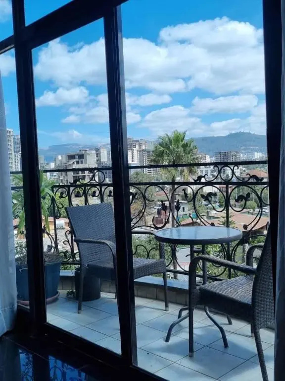 Balcony & Terrace