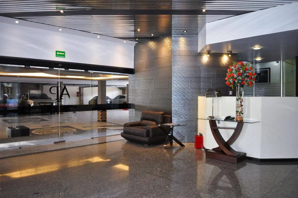 Hotel photo 2