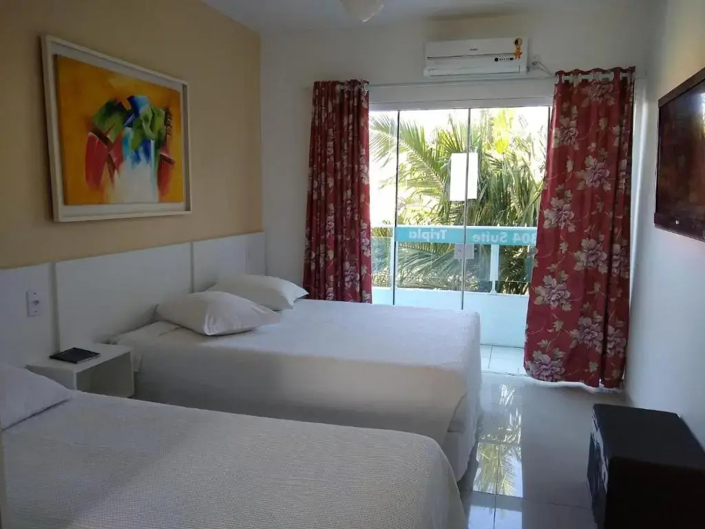 Suite with pool view