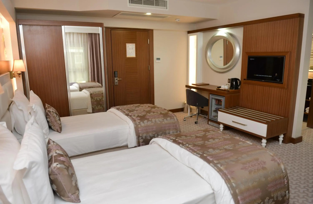 Hotel photo 8