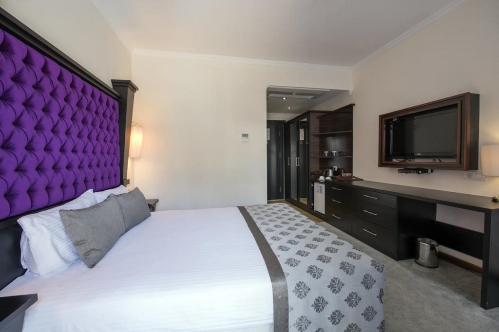 Blueberry Boutique Hotel — 3