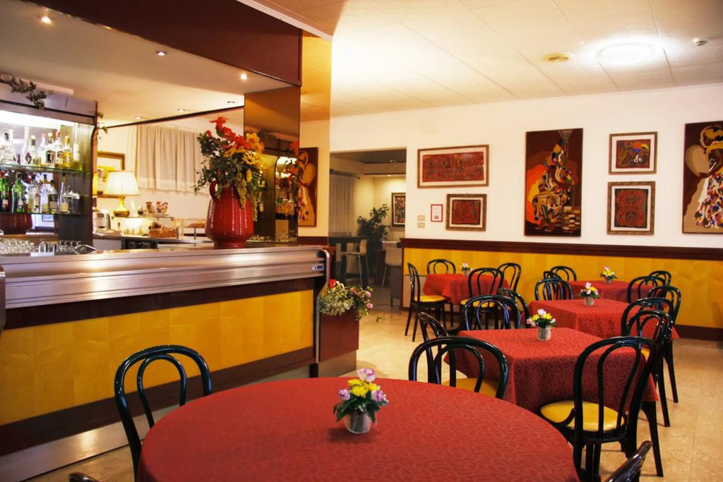 Hotel photo 18