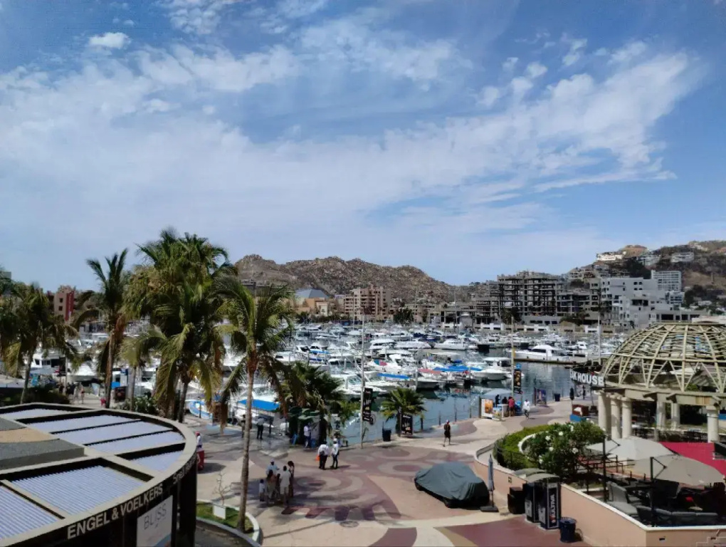 Beach & Waterfront