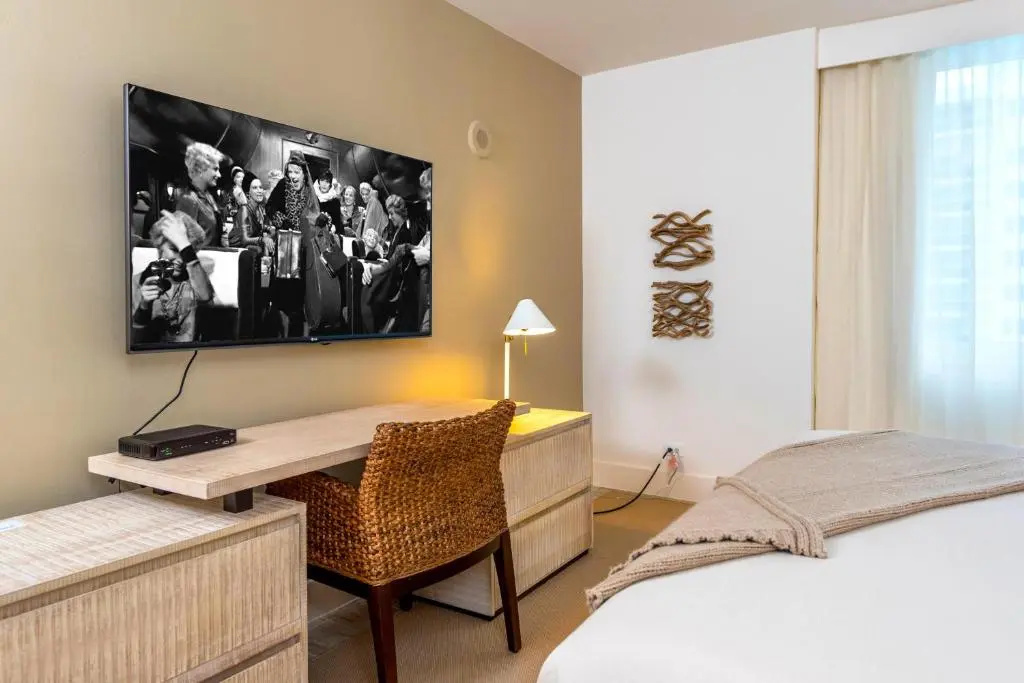 1 bedroom Ocean View located at 1 Hotel and Homes South Beach -906