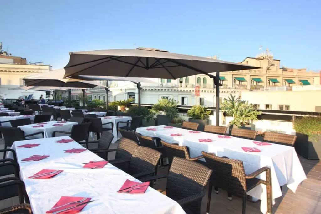 Hotel photo 11