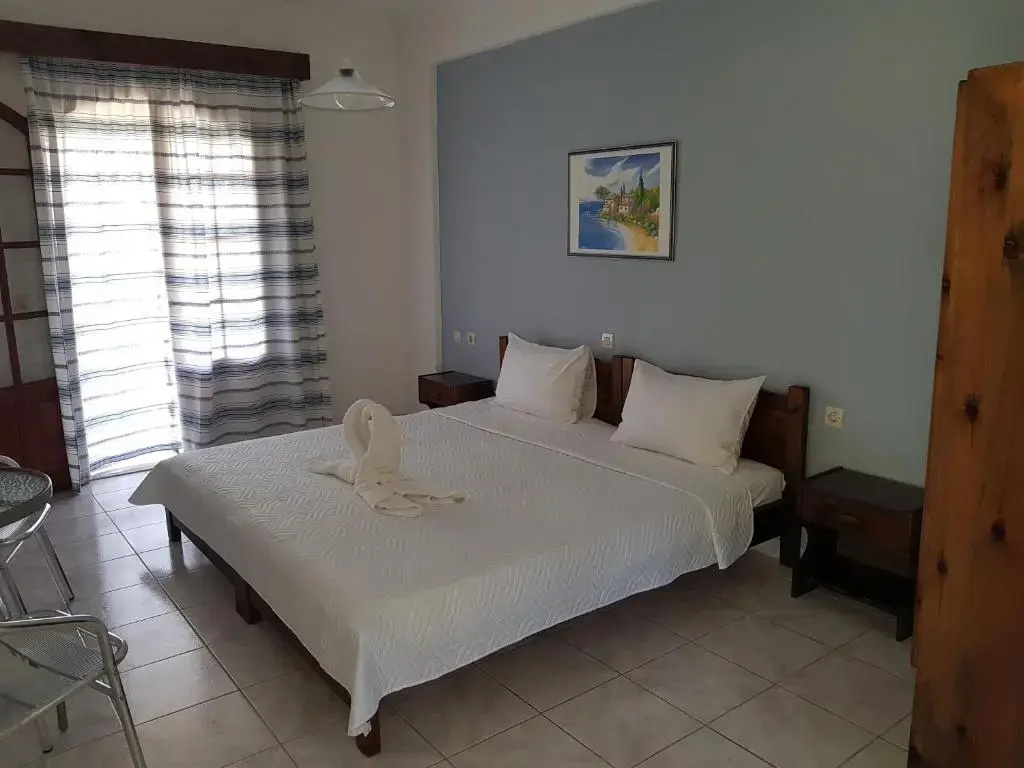 Standard Double room with sea view twin beds