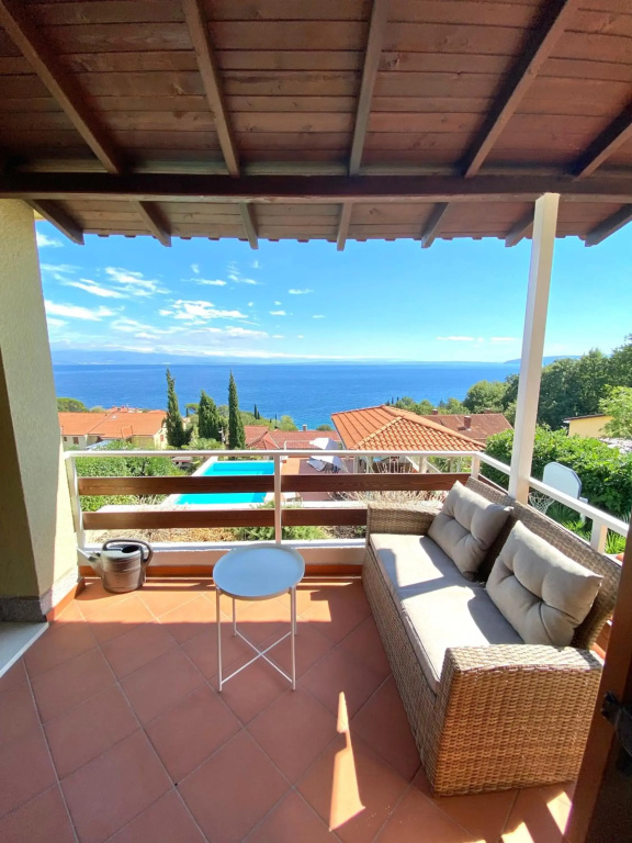 VILLA LOVRAN - heated pool - 5 min walk to the beach - incredible sea view - фото 25