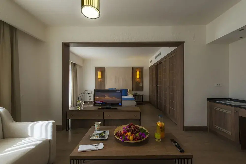 Suite with balcony