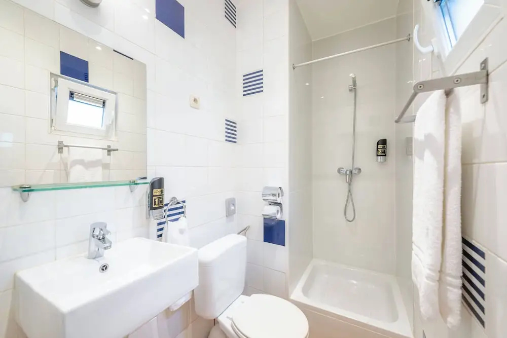 Standard Single room (single bed)