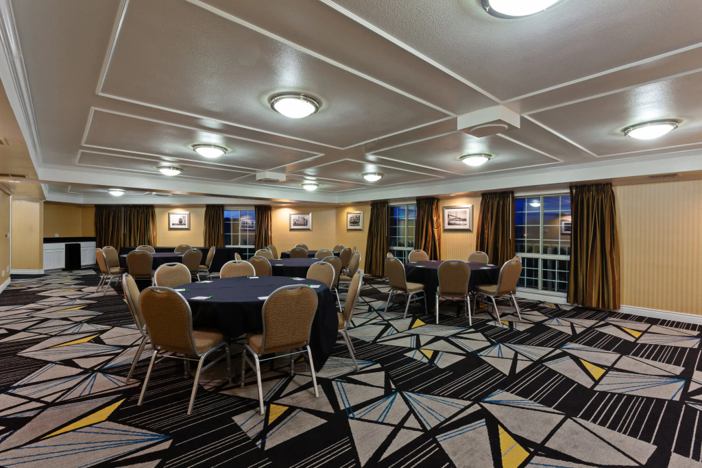 Holiday Inn Hotel & Suites San Mateo-San Francisco SFO by IHG - Général