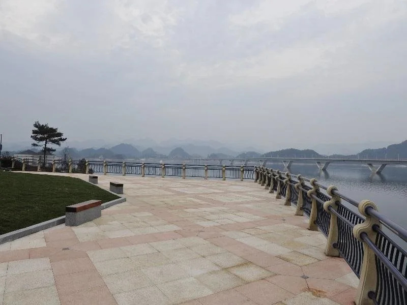 Beach & Waterfront